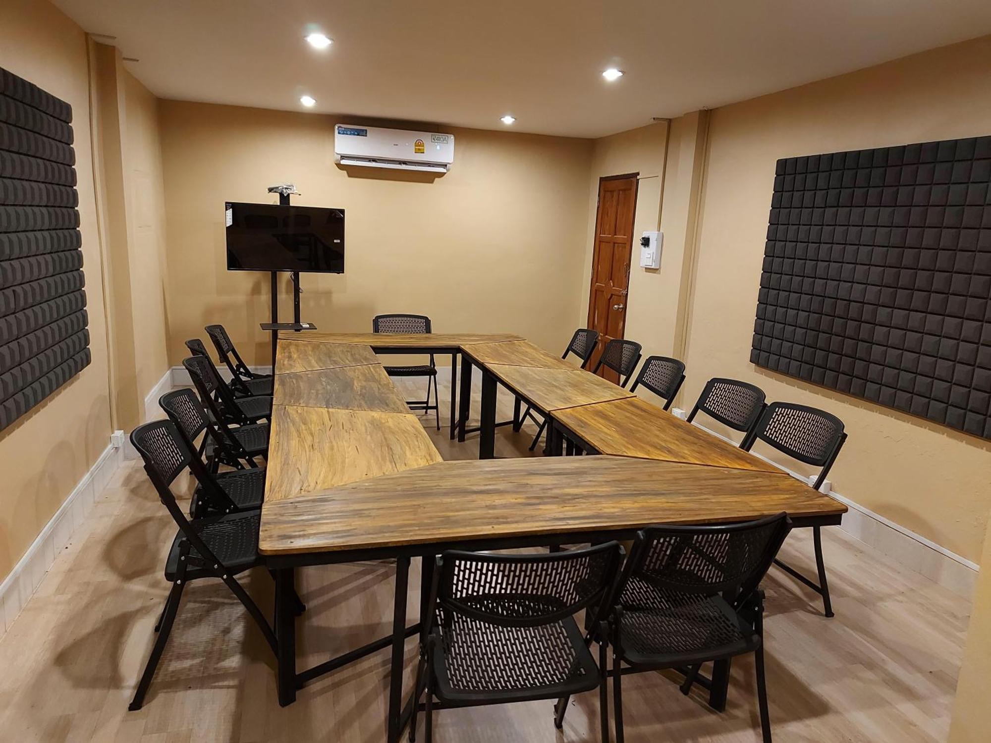 Pilgrim'S Kitchen & Inn Savannakhet Luaran gambar