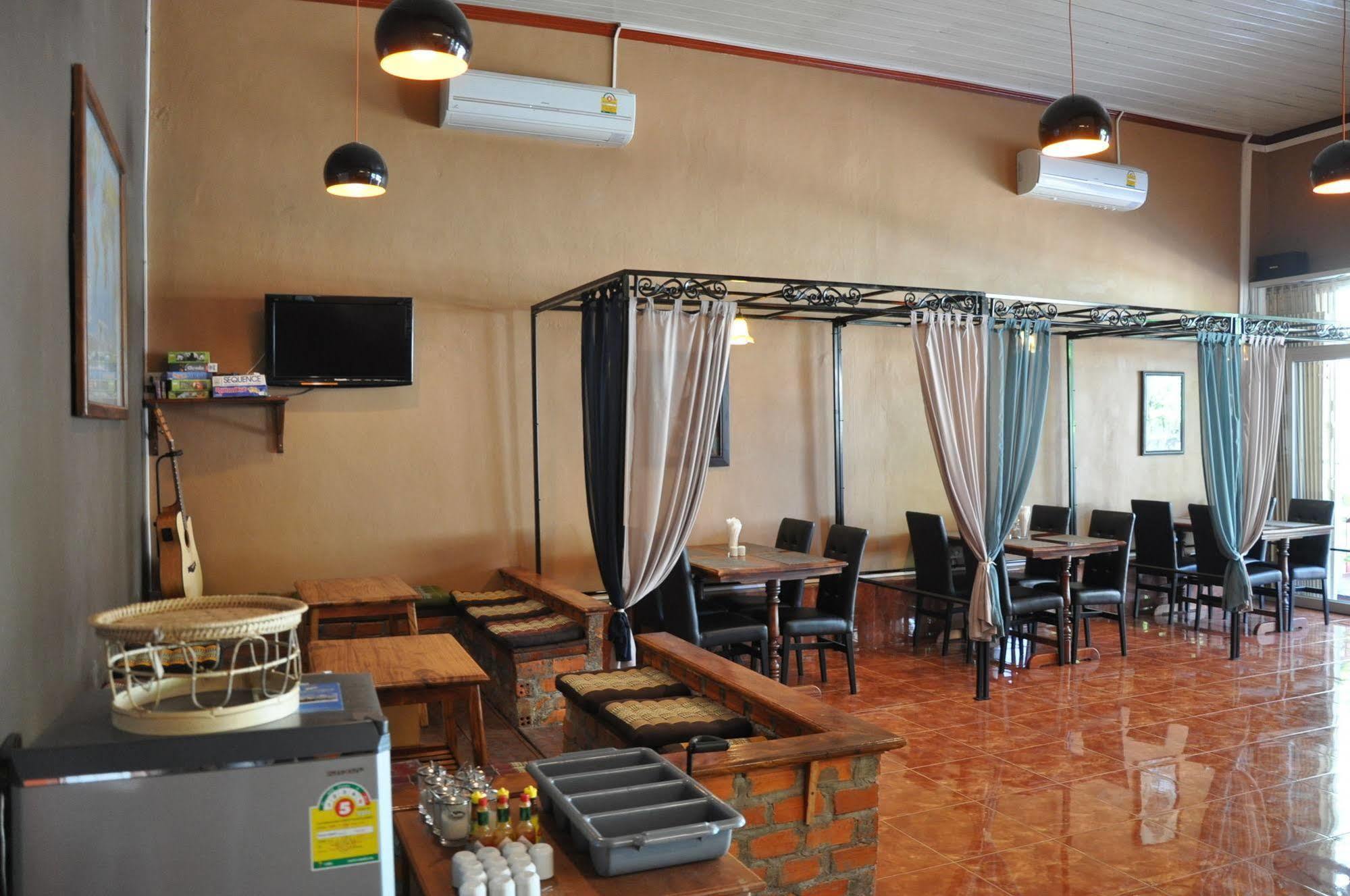 Pilgrim'S Kitchen & Inn Savannakhet Luaran gambar